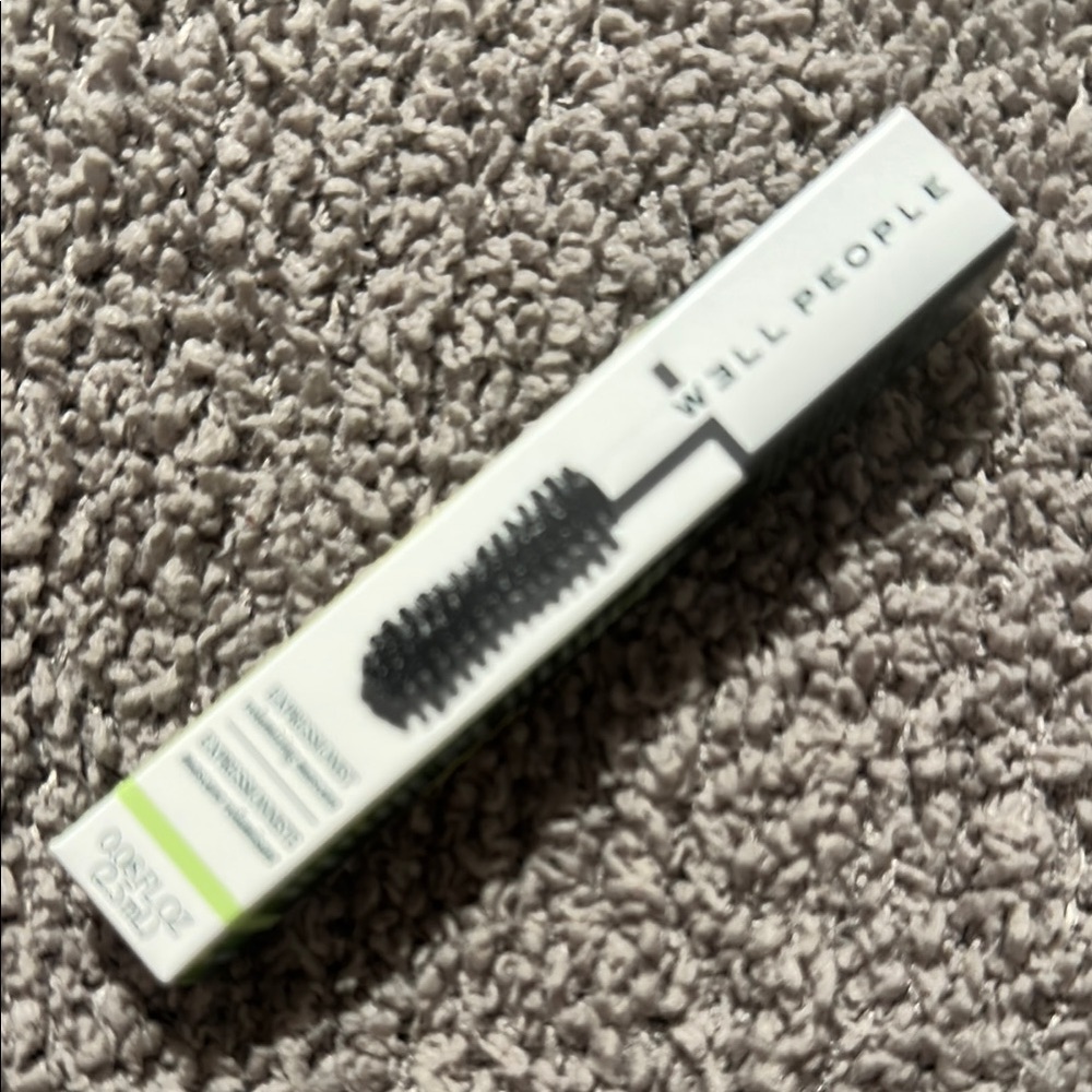 NWT mini W3LL PEOPLE Mascara